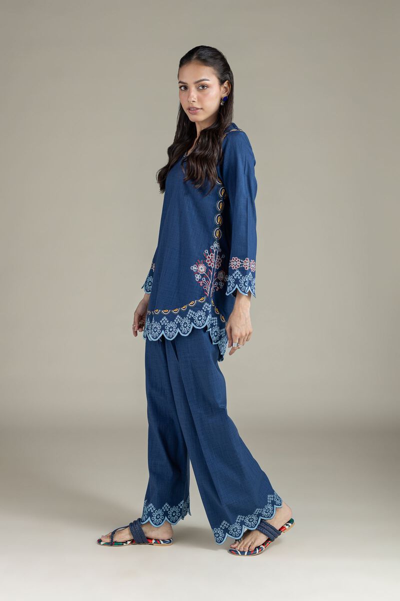 https://us.khaadi.com/dw/image/v2/BJTG_PRD/on/demandware.static/-/Sites-khaadi-master-catalog/default/dwc6cde0eb/images/hi-res/25-10-12e4-01ba_multi_1.jpg?sw=800&sh=1200