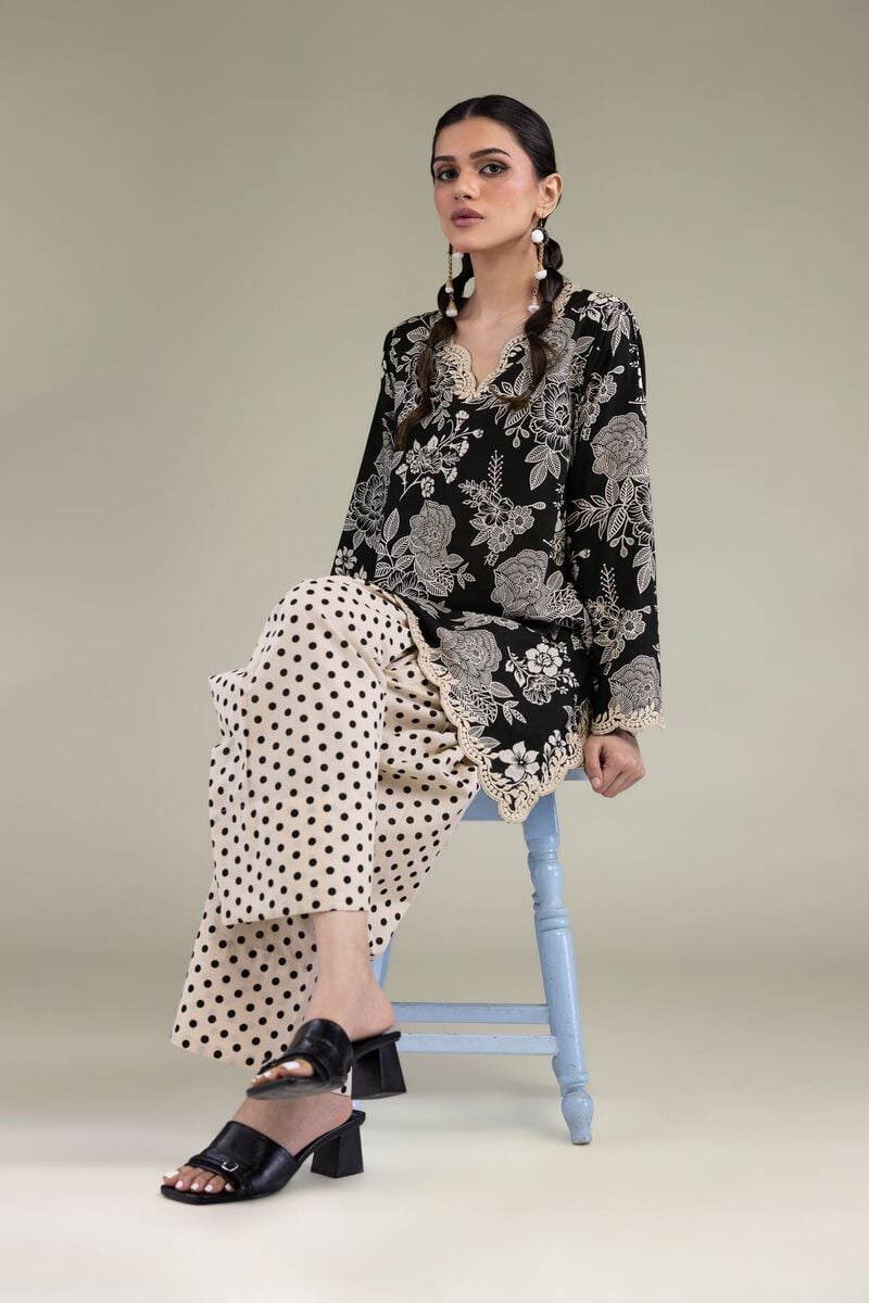 Embroidered | Cambric | Black Floral Kurta | USD 40.00