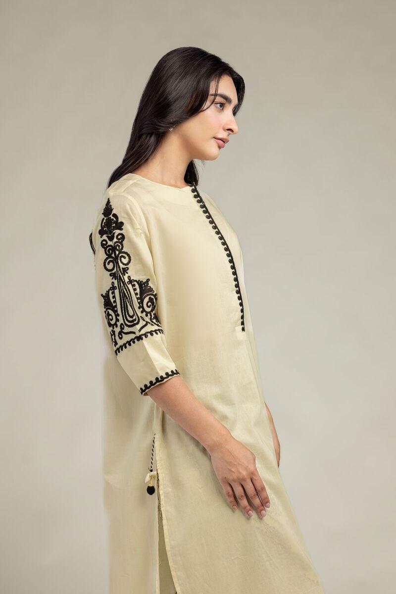 Embroidered | Cambric | Beige Round-Neck Kurta | USD 45.00