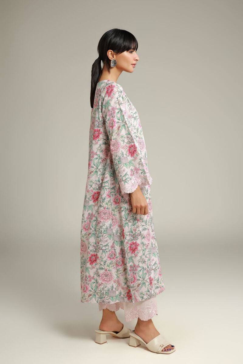 https://us.khaadi.com/dw/image/v2/BJTG_PRD/on/demandware.static/-/Sites-khaadi-master-catalog/default/dwc88b7371/images/hi-res/25-00-x1-03ba_multi_1.jpg?sw=800&sh=1200