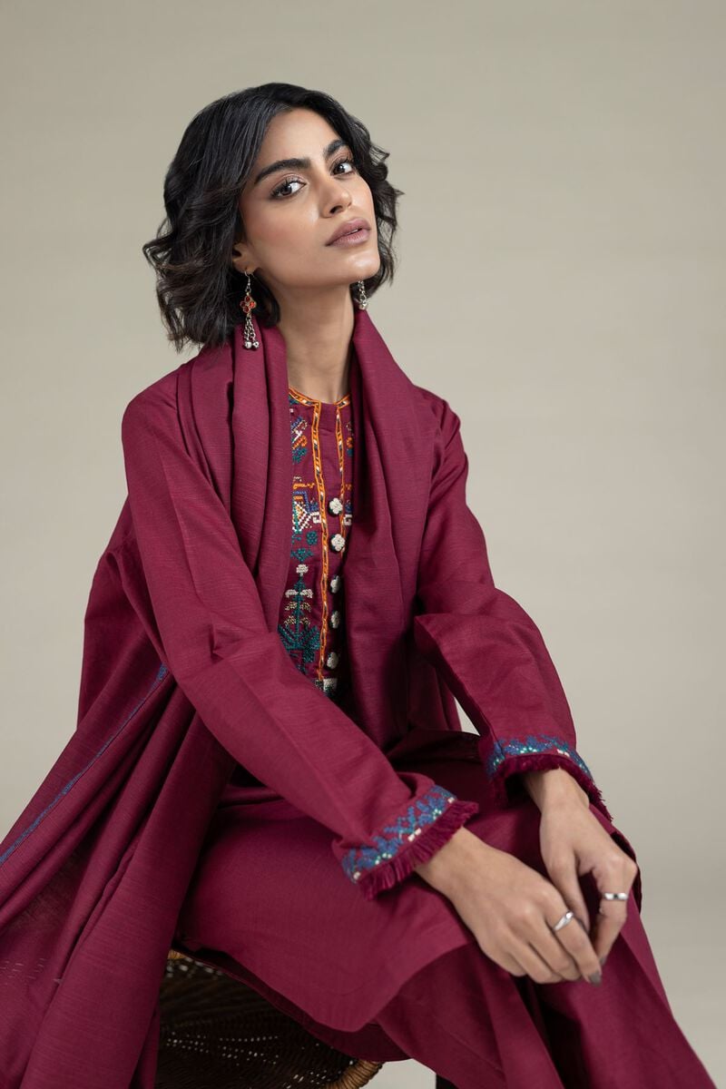 https://us.khaadi.com/dw/image/v2/BJTG_PRD/on/demandware.static/-/Sites-khaadi-master-catalog/default/dwc9a26d0b/images/hi-res/25-08-12e8-04sa_multi_1.jpg?sw=800&sh=1200