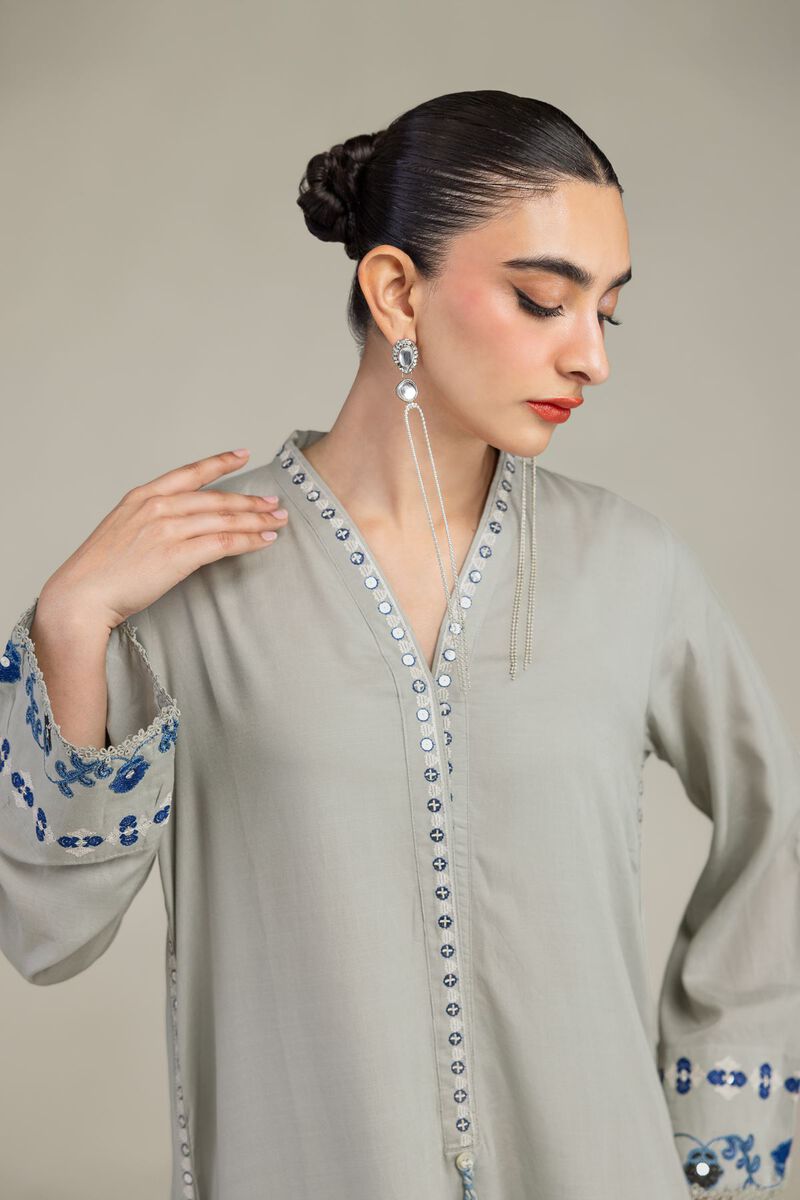 Embroidered | Raw Silk | Floral V-Neck Kurta | USD 60.00