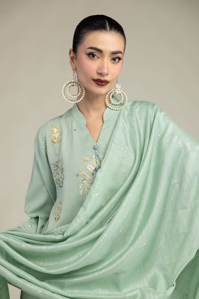 https://us.khaadi.com/dw/image/v2/BJTG_PRD/on/demandware.static/-/Sites-khaadi-master-catalog/default/dwca4a4a22/images/hi-res/2-26-207-c-d1_multi_1.jpg?sw=800&sh=1200