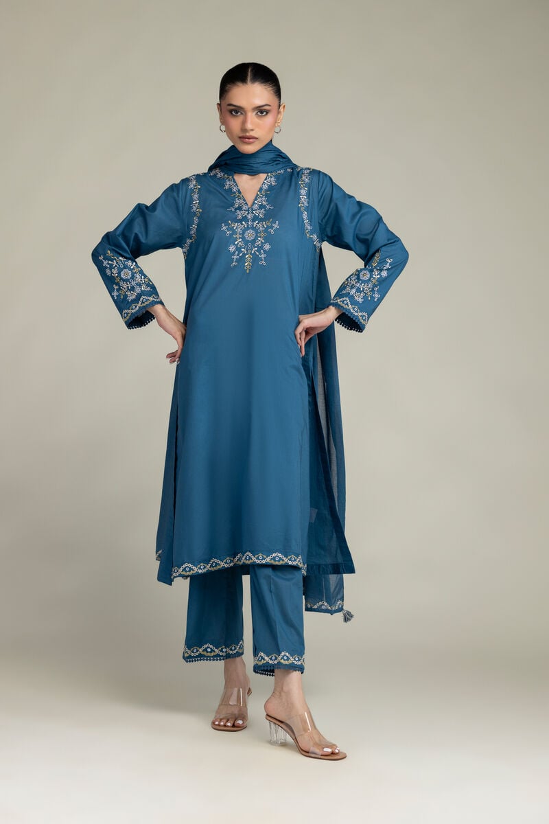https://us.khaadi.com/dw/image/v2/BJTG_PRD/on/demandware.static/-/Sites-khaadi-master-catalog/default/dwcb736245/images/hi-res/1-26-323-b-b2_multi_1.jpg?sw=800&sh=1200