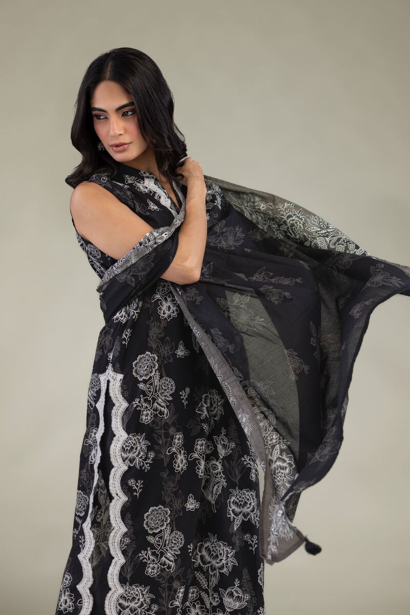 https://us.khaadi.com/dw/image/v2/BJTG_PRD/on/demandware.static/-/Sites-khaadi-master-catalog/default/dwcc016f9d/images/hi-res/1-26-224-c-d1_multi_1.jpg?sw=800&sh=1200