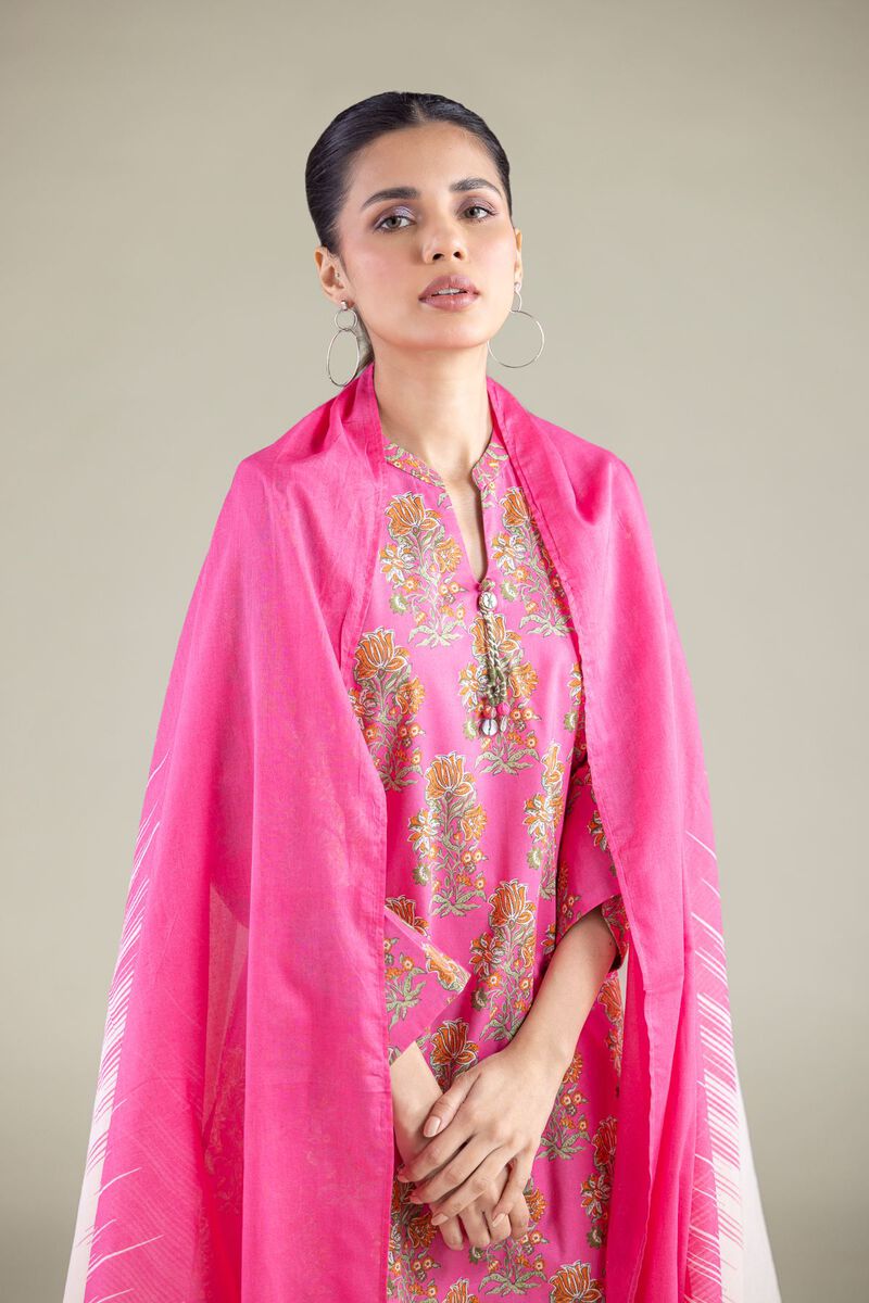 https://us.khaadi.com/dw/image/v2/BJTG_PRD/on/demandware.static/-/Sites-khaadi-master-catalog/default/dwcc33b56c/images/hi-res/1-26-119-c-e_multi_1.jpg?sw=800&sh=1200