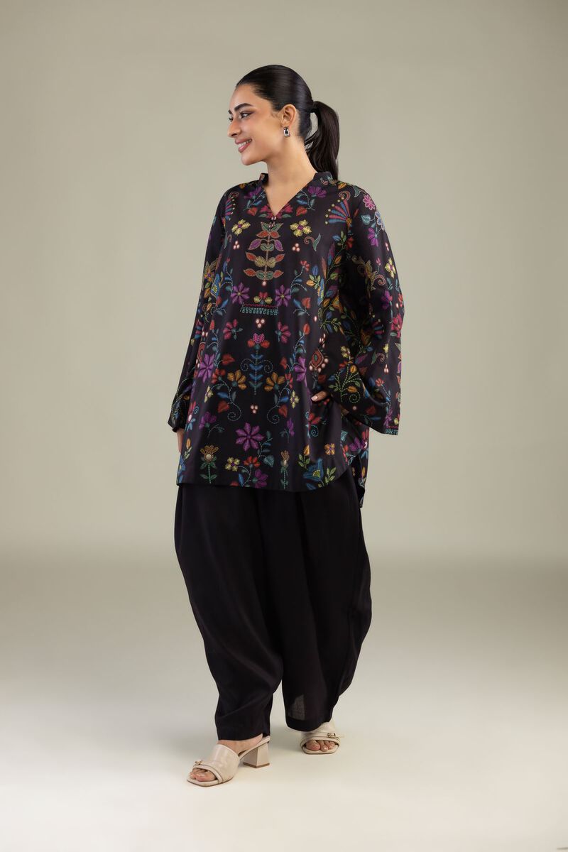 https://us.khaadi.com/dw/image/v2/BJTG_PRD/on/demandware.static/-/Sites-khaadi-master-catalog/default/dwccbd39f8/images/hi-res/1-26-246-b-d1_multi_1.jpg?sw=800&sh=1200