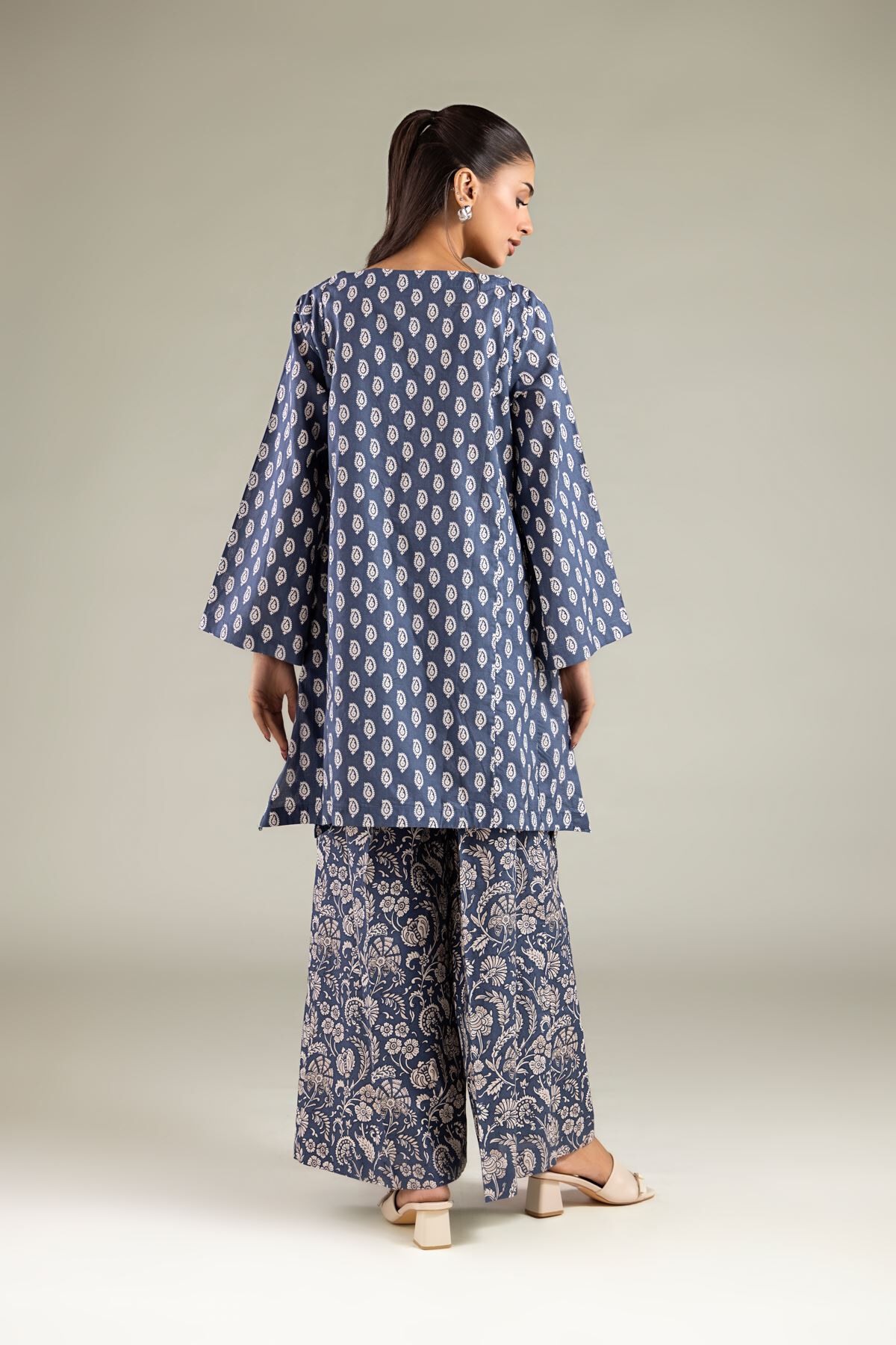 Buy Paisley V-Neck Kurta | 0.0 N/A | 1-26-116-A-F-VG_MULTI