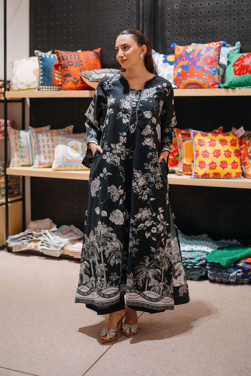 https://us.khaadi.com/dw/image/v2/BJTG_PRD/on/demandware.static/-/Sites-khaadi-master-catalog/default/dwcdf99275/images/hi-res/1-26-316-a-i2_multi_1.jpg?sw=800&sh=1200