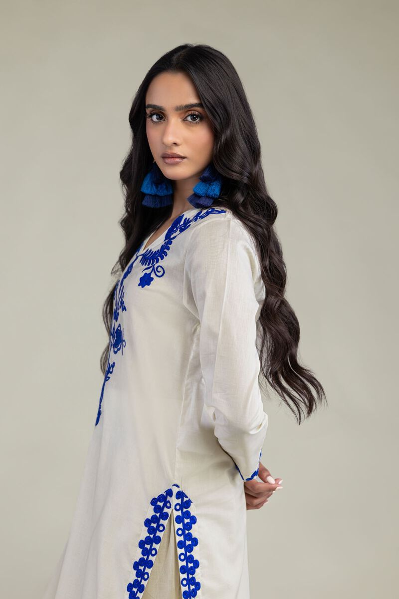 Embroidered | Cambric | Floral Cambric Kurta | USD 45.00
