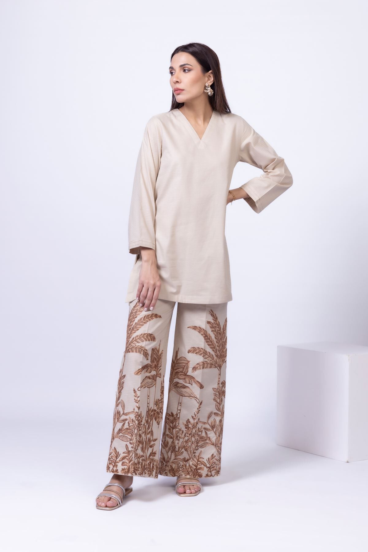 70% Discount and Sale - Women's Clothes