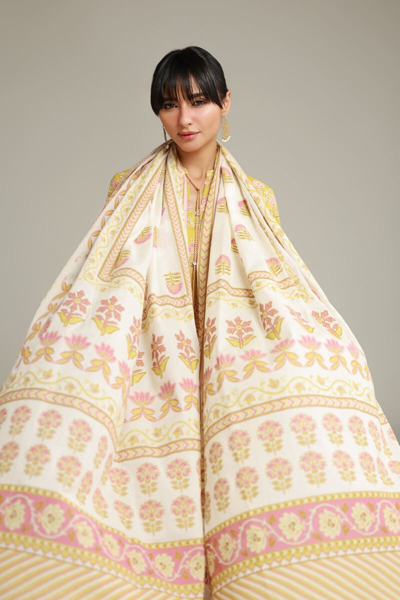 https://us.khaadi.com/dw/image/v2/BJTG_PRD/on/demandware.static/-/Sites-khaadi-master-catalog/default/dwd32e4760/images/hi-res/1-26-228-c-e1_multi_1.jpg?sw=800&sh=1200