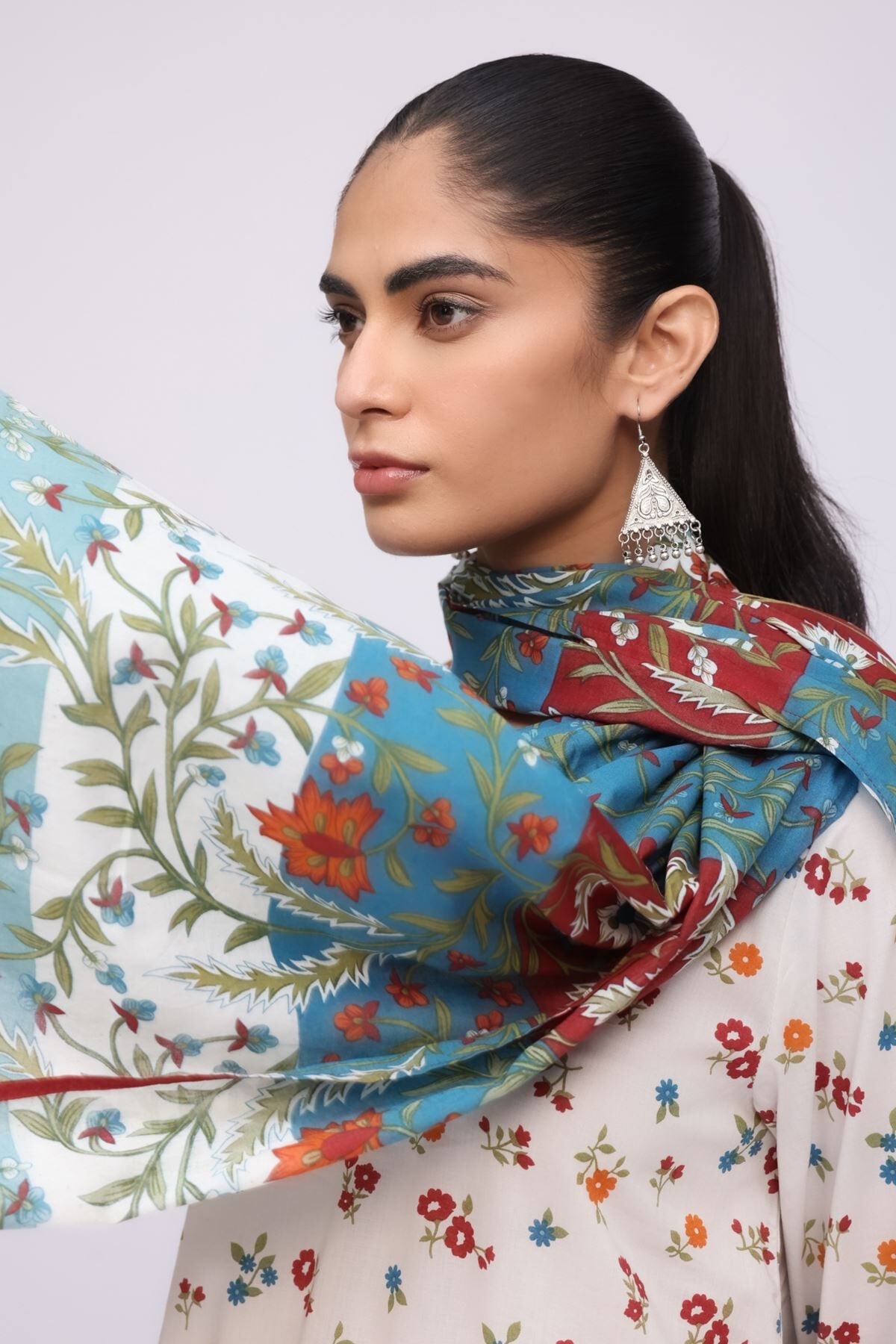 Buy Dupatta | 0.0 N/A | 25-04EX13-01SA-VG_MULTI | Khaadi United States