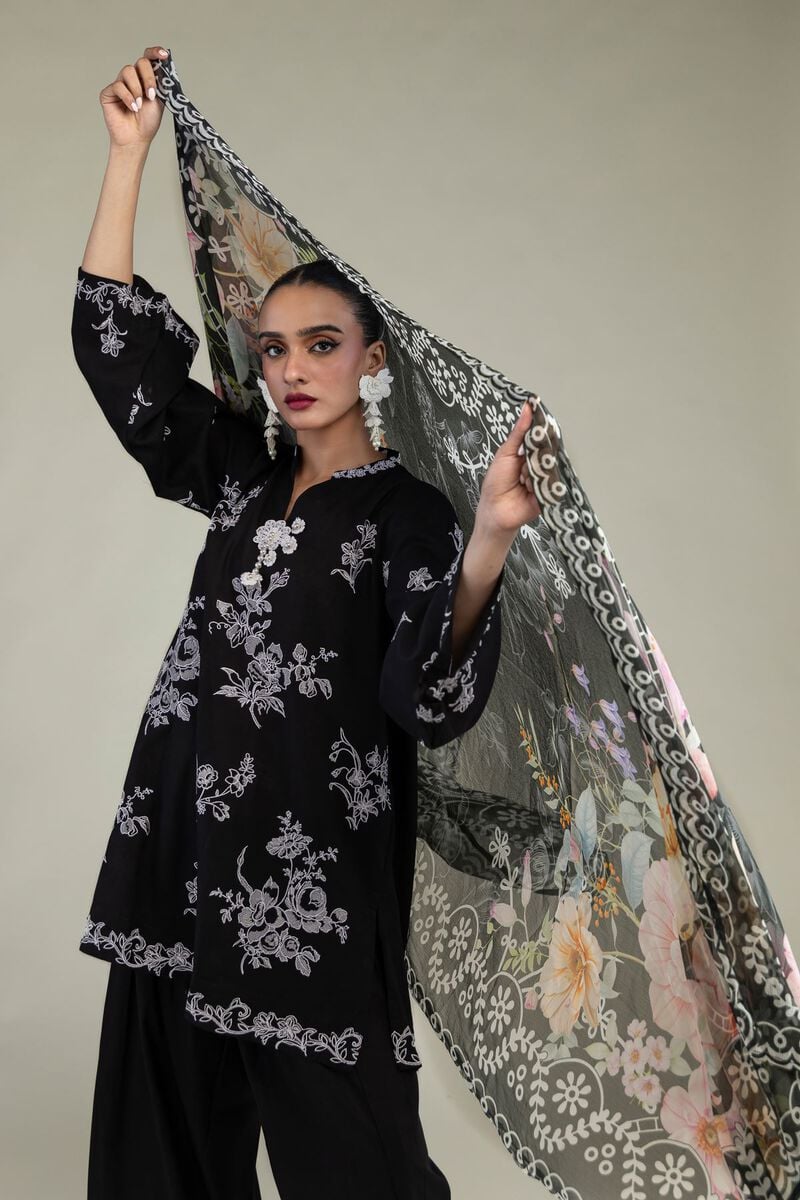 Embroidered | Chiffon | Floral Black Dupatta | USD 30.00