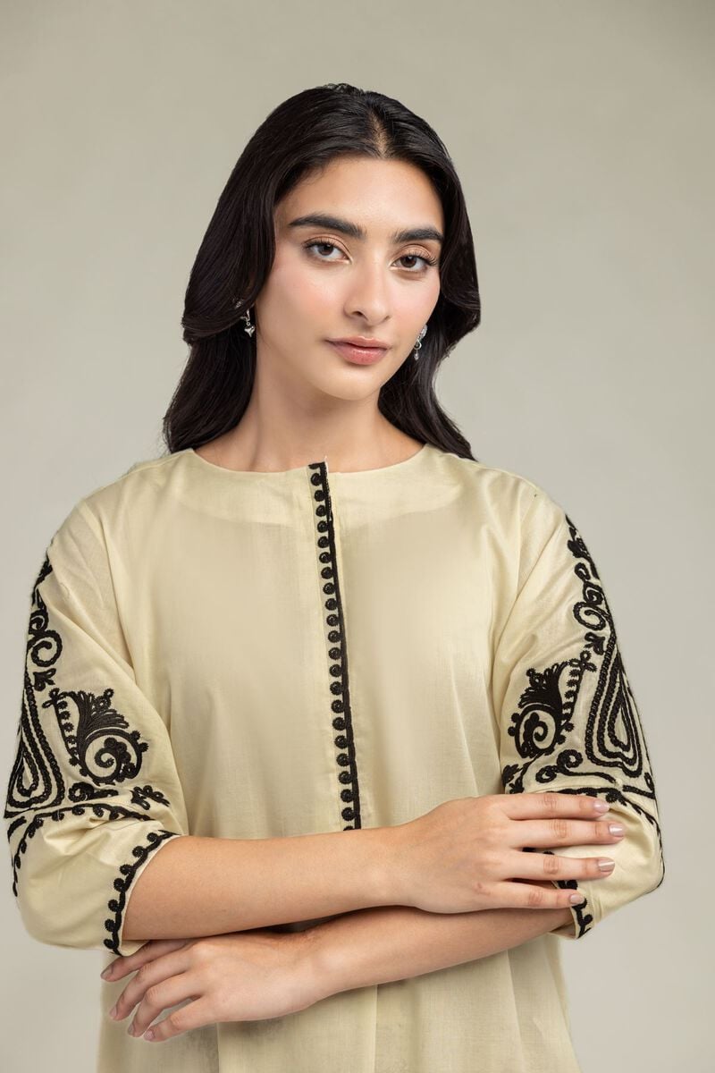 Embroidered | Cambric | Beige Round-Neck Kurta | USD 45.00