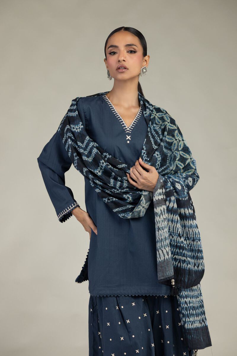 https://us.khaadi.com/dw/image/v2/BJTG_PRD/on/demandware.static/-/Sites-khaadi-master-catalog/default/dwd5fbcb62/images/hi-res/1-26-226-c-a1_multi_1.jpg?sw=800&sh=1200