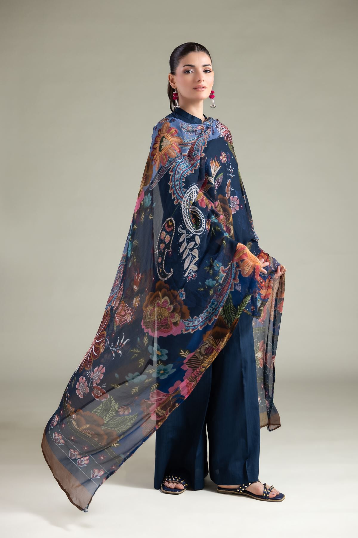 Buy Solid Wide-Leg Pants | 0.0 N/A | 1-26-113-B-H-VG_MULTI