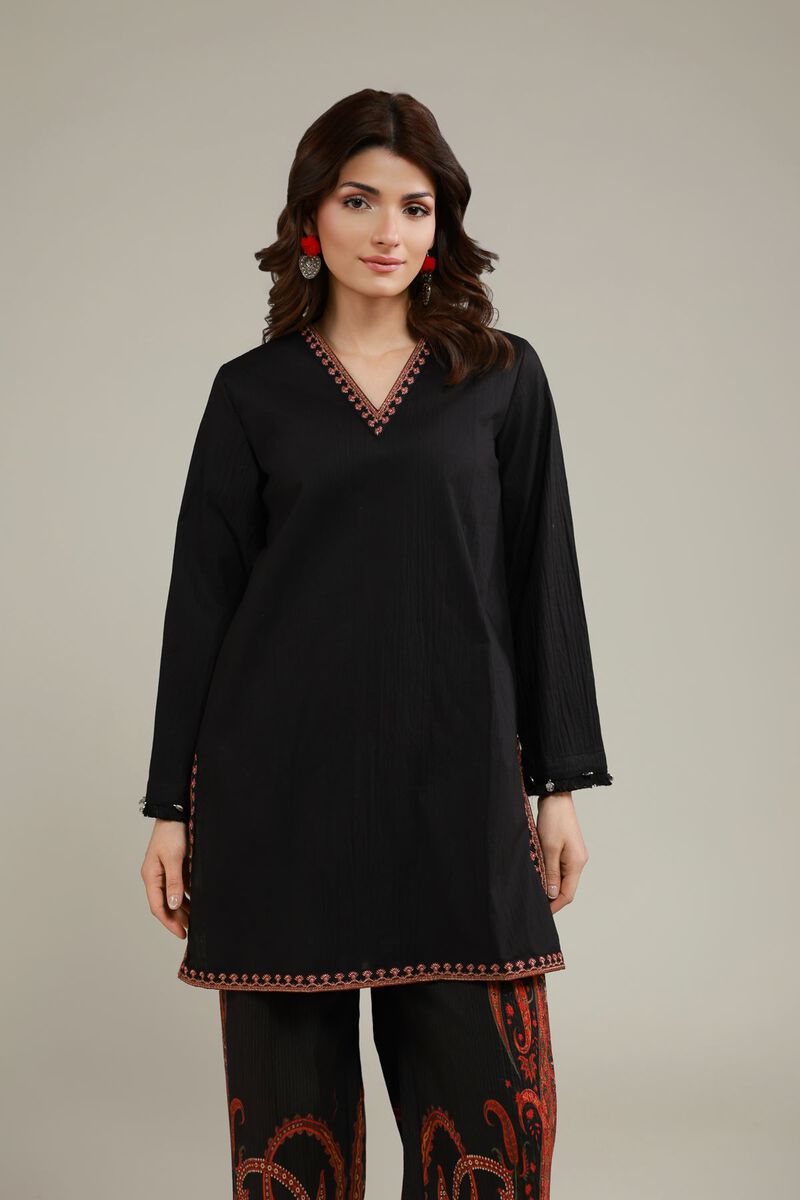 https://us.khaadi.com/dw/image/v2/BJTG_PRD/on/demandware.static/-/Sites-khaadi-master-catalog/default/dwd6fad570/images/hi-res/25-09-10e2-09tb_multi_1.jpg?sw=800&sh=1200