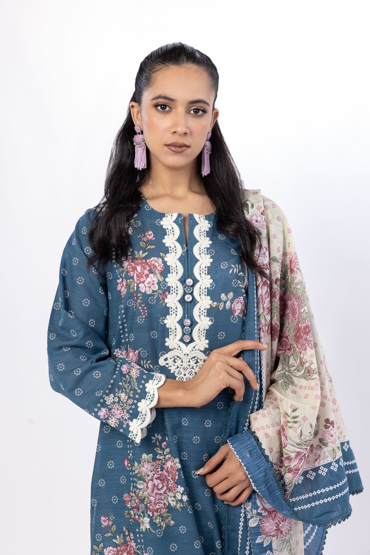 Buy Tailored 3 Piece | 0.0 N/A | LKN83BST-VG_MULTI | Khaadi United