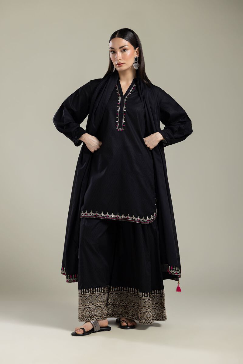 https://us.khaadi.com/dw/image/v2/BJTG_PRD/on/demandware.static/-/Sites-khaadi-master-catalog/default/dwd7a9c628/images/hi-res/1-26-134-b-f_multi_1.jpg?sw=800&sh=1200