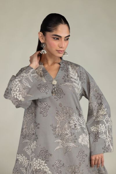 Embroidered | Cambric | Cambric V-Neck Kurta | USD 40.00