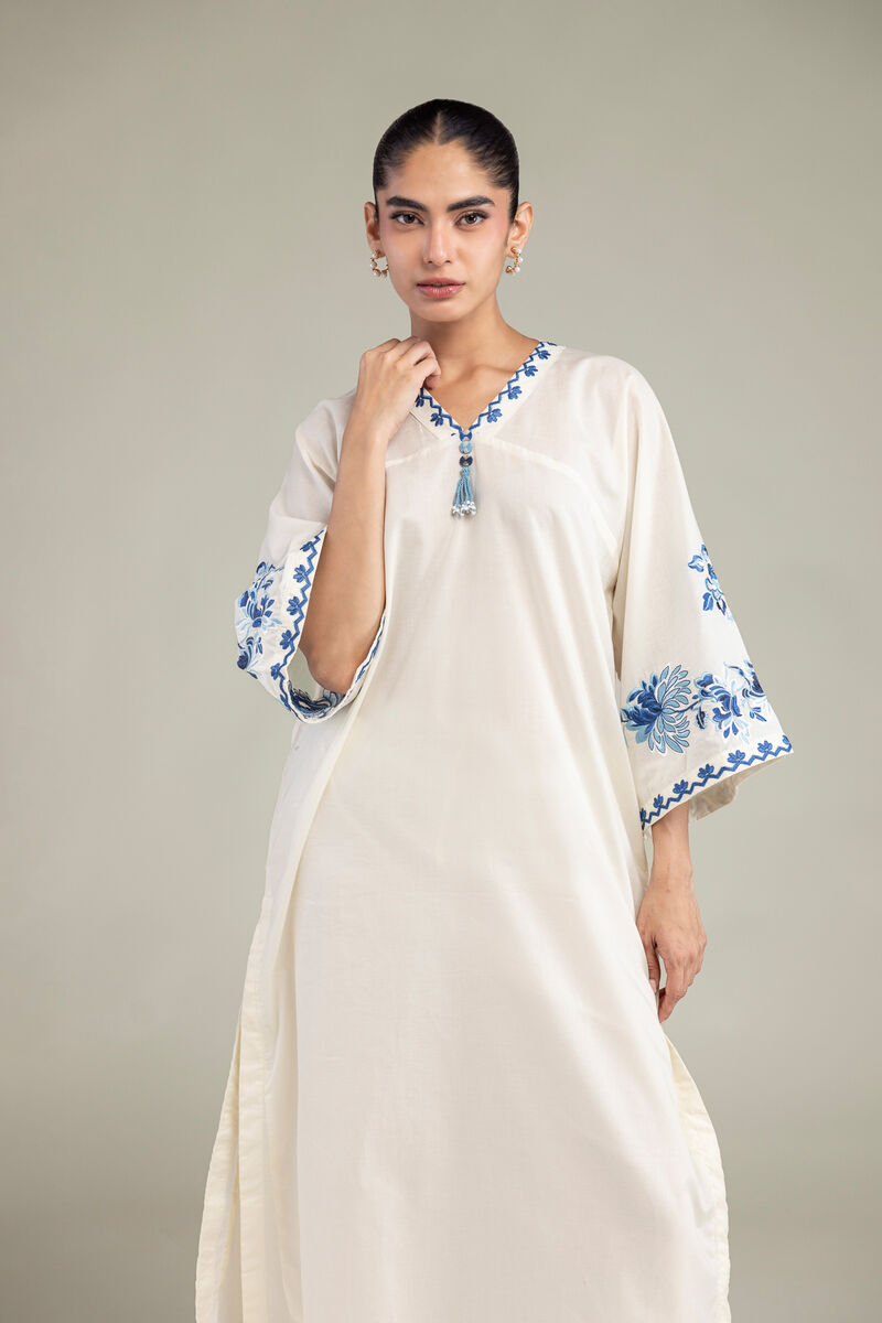 https://us.khaadi.com/dw/image/v2/BJTG_PRD/on/demandware.static/-/Sites-khaadi-master-catalog/default/dwd8ff127f/images/hi-res/1-26-231-a-f2_multi_1.jpg?sw=800&sh=1200