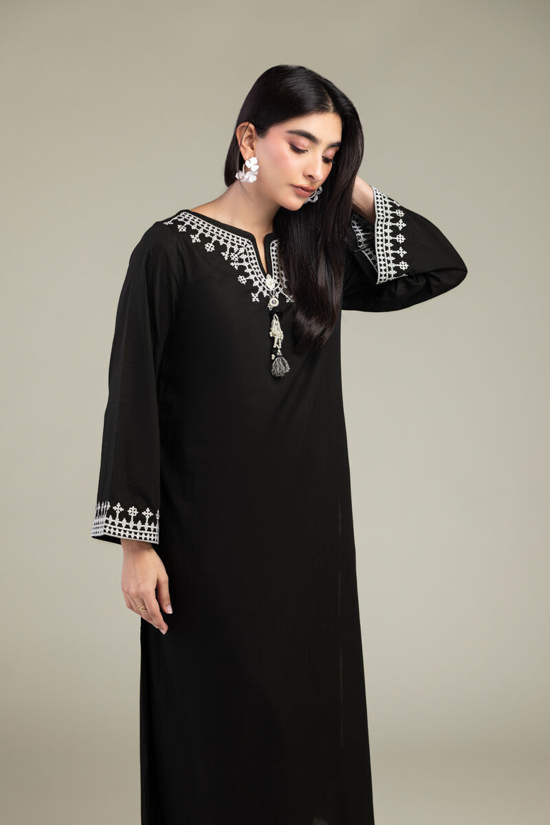 Embroidered | Cambric | Black V-Neck kurta | USD 35.00