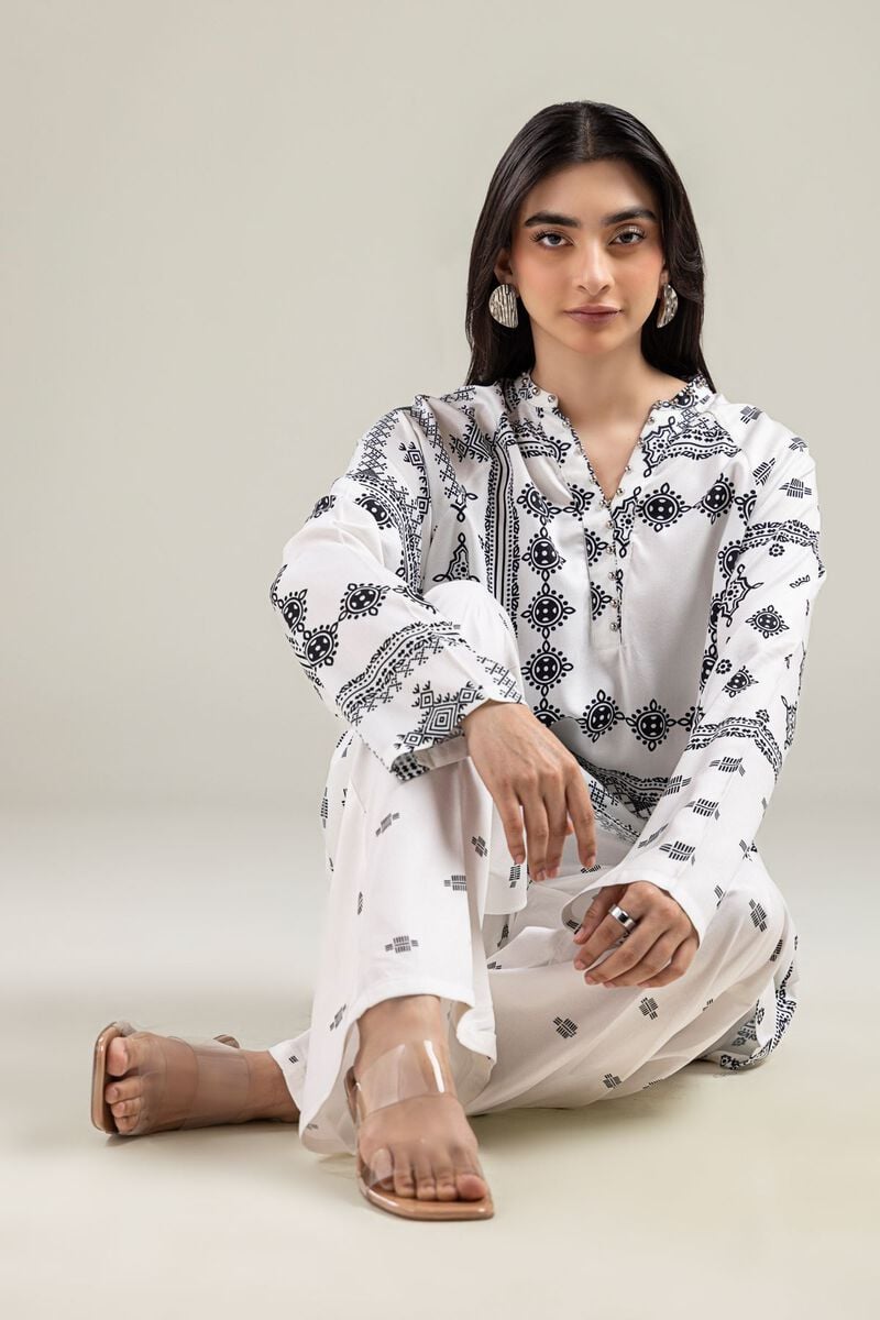 https://us.khaadi.com/dw/image/v2/BJTG_PRD/on/demandware.static/-/Sites-khaadi-master-catalog/default/dwda4a8bae/images/hi-res/6-26-201-a-a2_multi_1.jpg?sw=800&sh=1200