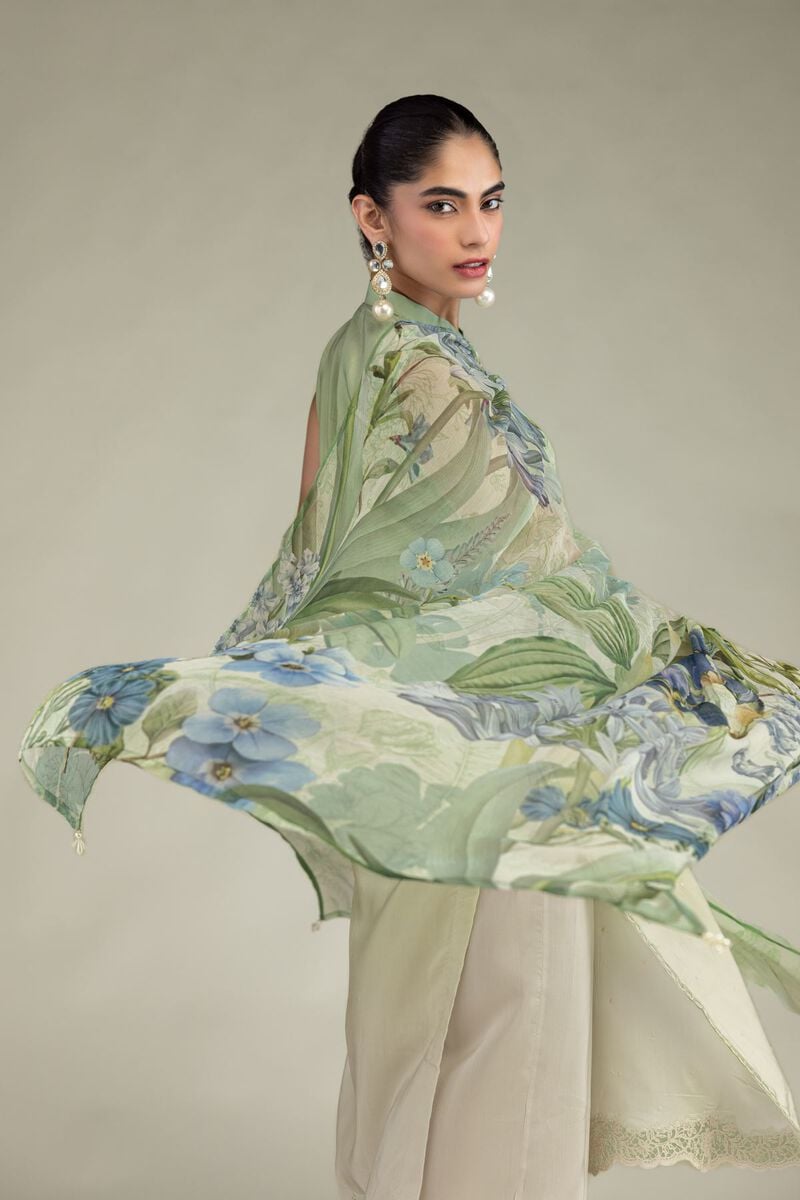 https://us.khaadi.com/dw/image/v2/BJTG_PRD/on/demandware.static/-/Sites-khaadi-master-catalog/default/dwda9b7bd8/images/hi-res/2-26-205-c-i1_multi_1.jpg?sw=800&sh=1200