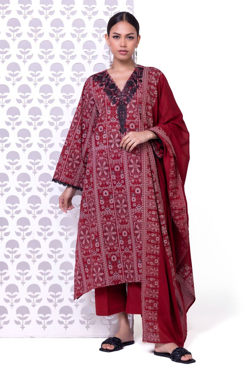 https://us.khaadi.com/dw/image/v2/BJTG_PRD/on/demandware.static/-/Sites-khaadi-master-catalog/default/dwdb64e780/images/hi-res/eeb245121a_maroon_1.jpg?sw=800&sh=1200