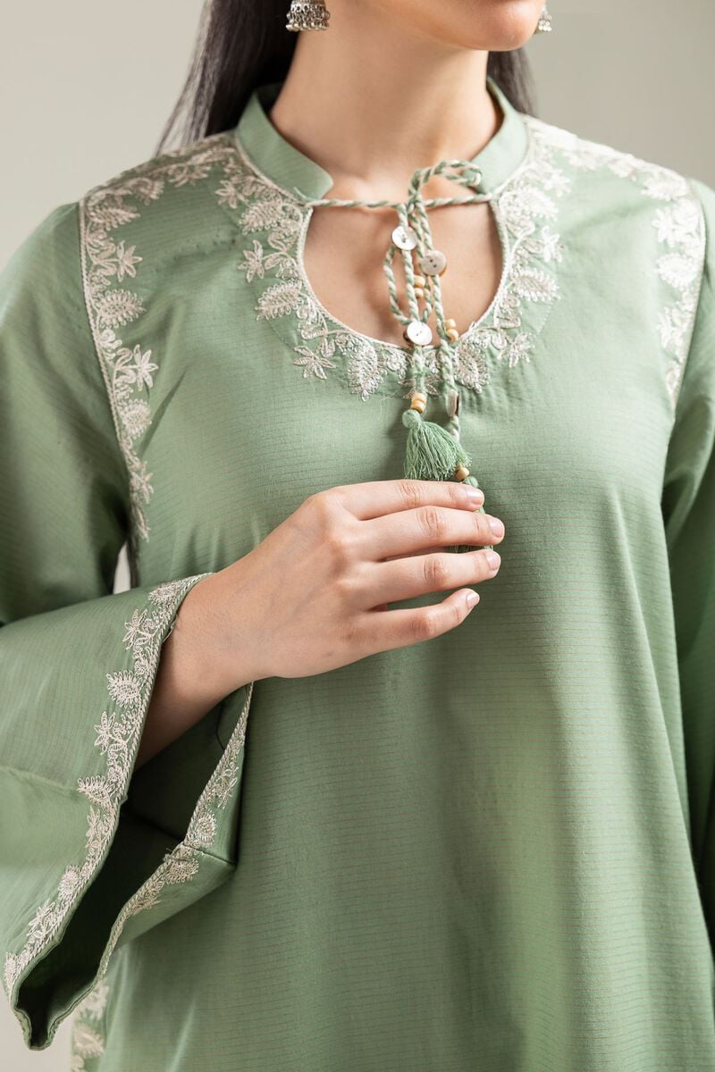 Embroidered | Mesuri | Floral Embroidered Kurta | USD 45.00