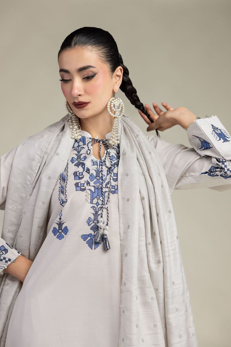 Embroidered | Polyester Silk | Embroidered Silk Dupatta | USD 40.00