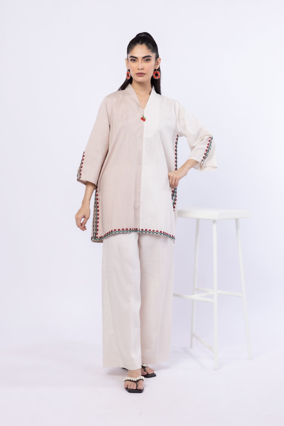 Buy Pants | 0.0 N/A | 25-07-7E1-03BA-VG_MULTI | Khaadi United States