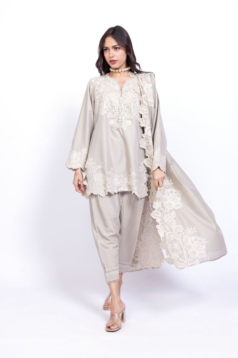 https://us.khaadi.com/dw/image/v2/BJTG_PRD/on/demandware.static/-/Sites-khaadi-master-catalog/default/dwdfcf0446/images/hi-res/25-09-9s1-03ba_multi_1.jpg?sw=800&sh=1200