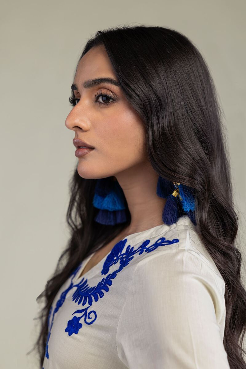 Embroidered | Cambric | Floral Cambric Kurta | USD 45.00