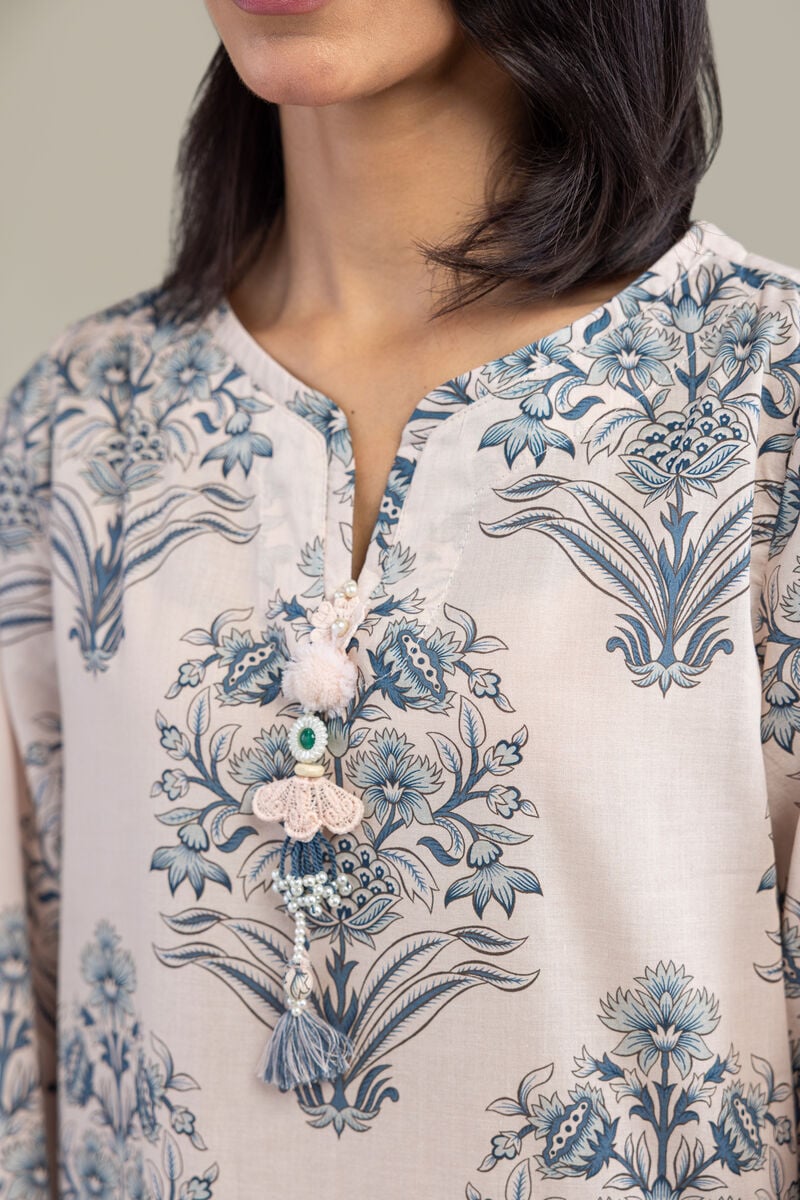 Embroidered | Cambric | Floral Printed Kurta | USD 35.00