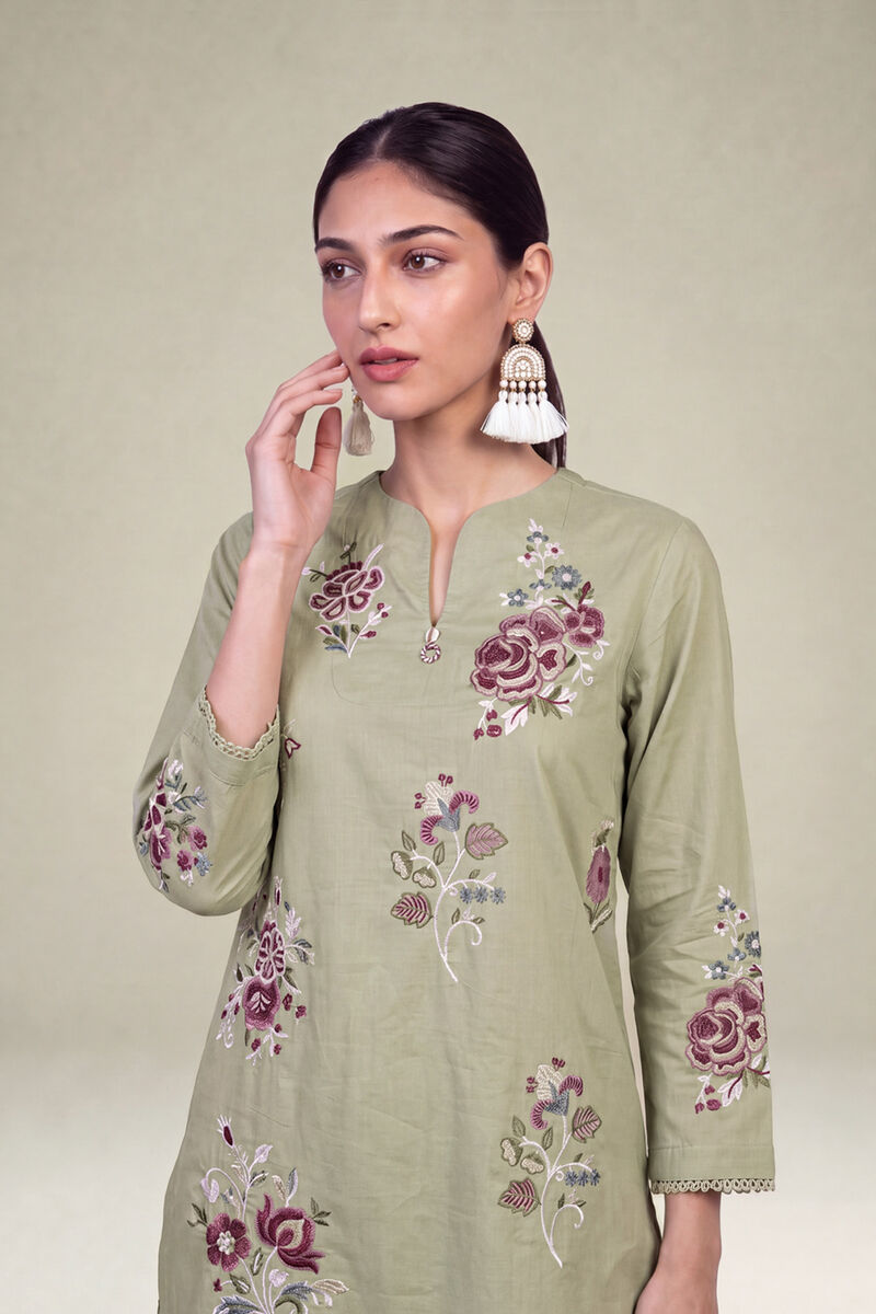 Embroidered | Cambric | Floral Cambric Kurta | USD 55.00