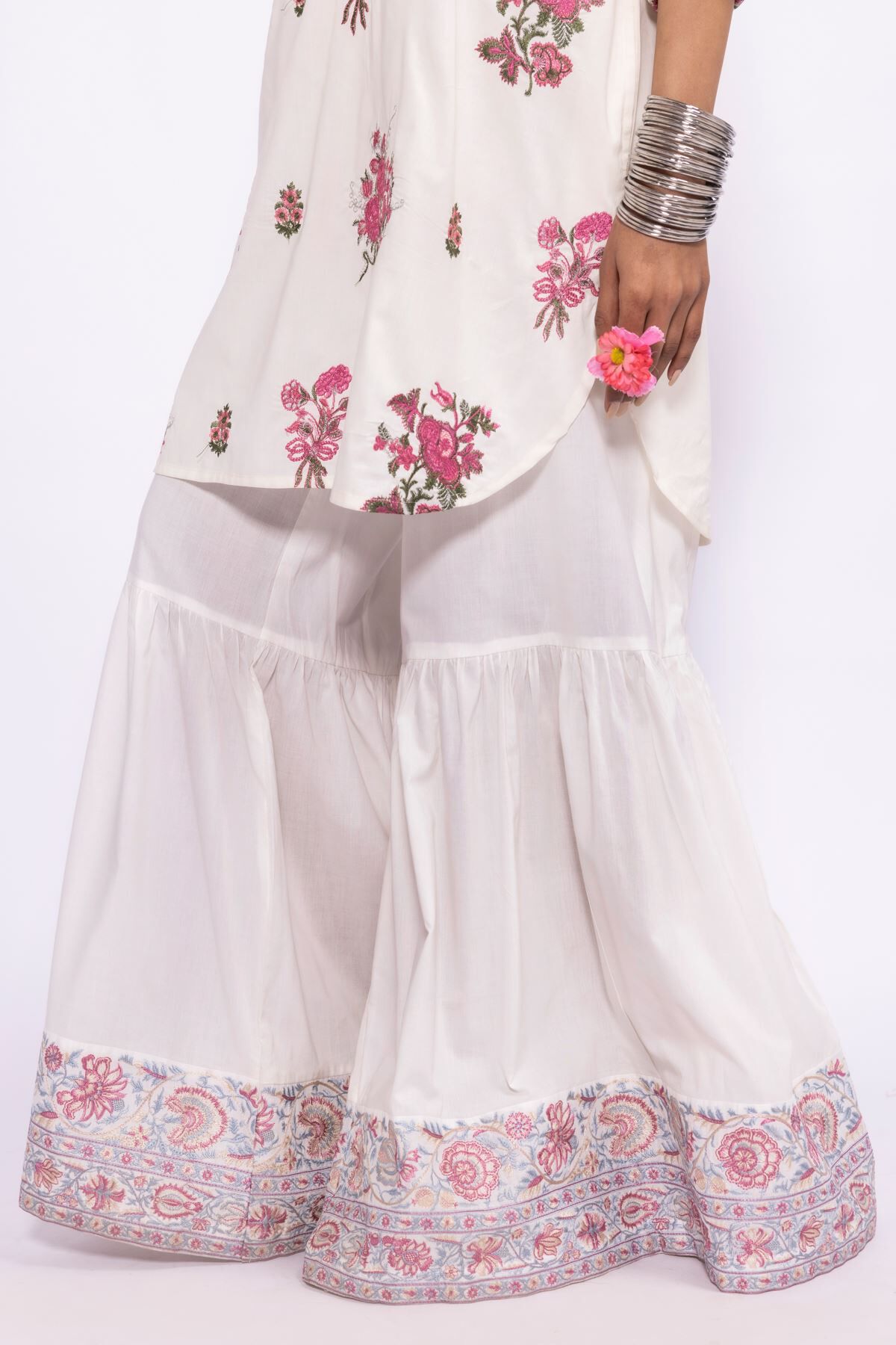 Abbaran Sharara Set  Buy Abbaran Phagun White Khadi Printed Cotton Cambric  Garara Set of 3 Online  Nykaa Fashion