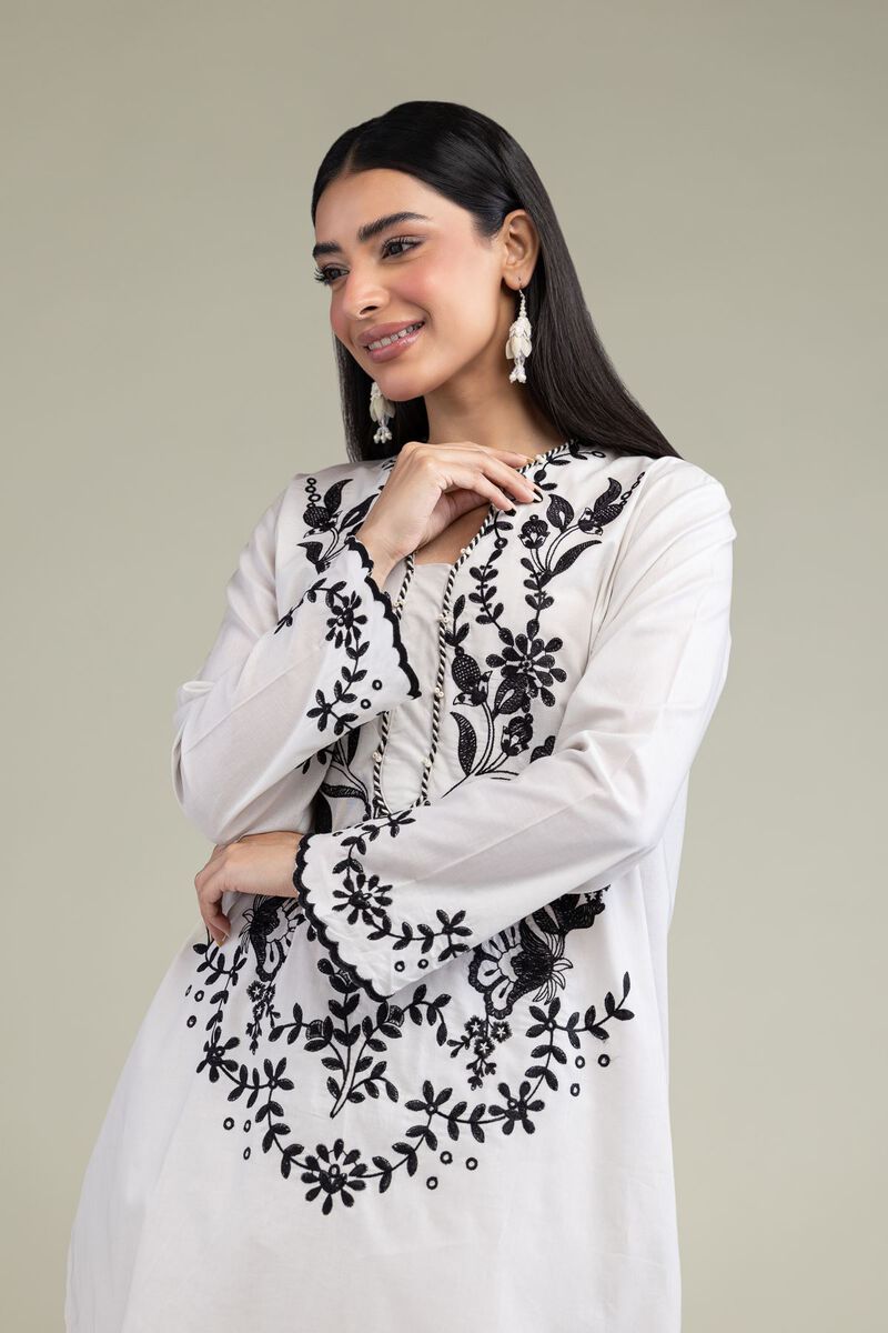 Embroidered | Cambric | Floral V-Neck Kurta | USD 35.00