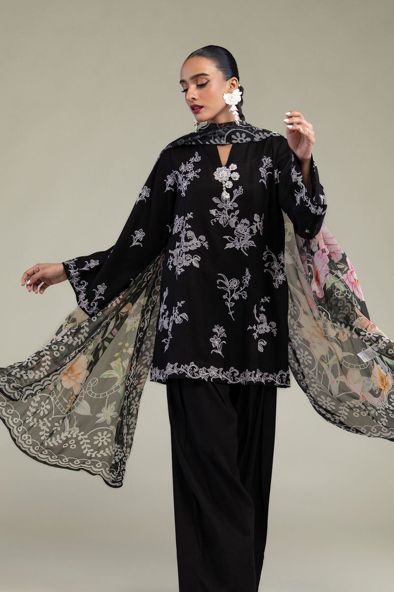 https://us.khaadi.com/dw/image/v2/BJTG_PRD/on/demandware.static/-/Sites-khaadi-master-catalog/default/dwe64026b4/images/hi-res/2-26-304-c-f1_multi_1.jpg?sw=800&sh=1200