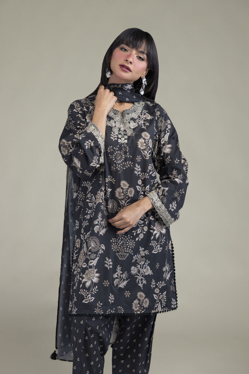 Embroidered | Lawn | Lawn 3-Piece Tailored | USD 70.00