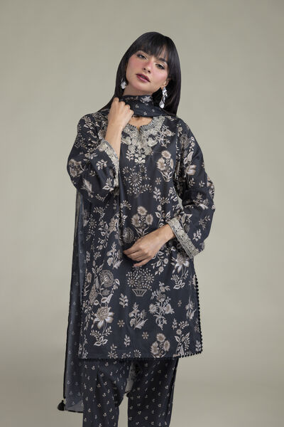 Embroidered | Lawn | Lawn 3-Piece Tailored | USD 70.00