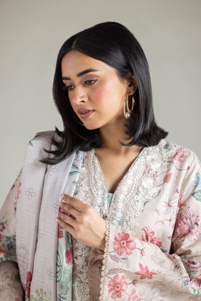 Printed | Jacquard | Tailored 3 Piece | USD 70.00