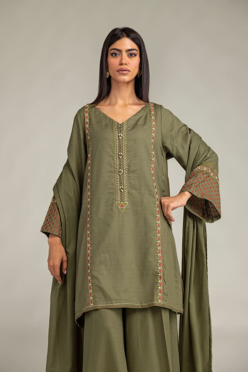 https://us.khaadi.com/dw/image/v2/BJTG_PRD/on/demandware.static/-/Sites-khaadi-master-catalog/default/dwe7f14fe3/images/hi-res/r-1-26-134-a-b_multi_1.jpg?sw=800&sh=1200