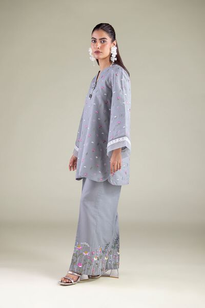 Embroidered | Mesuri | Relaxed Floral Pants | USD 40.00