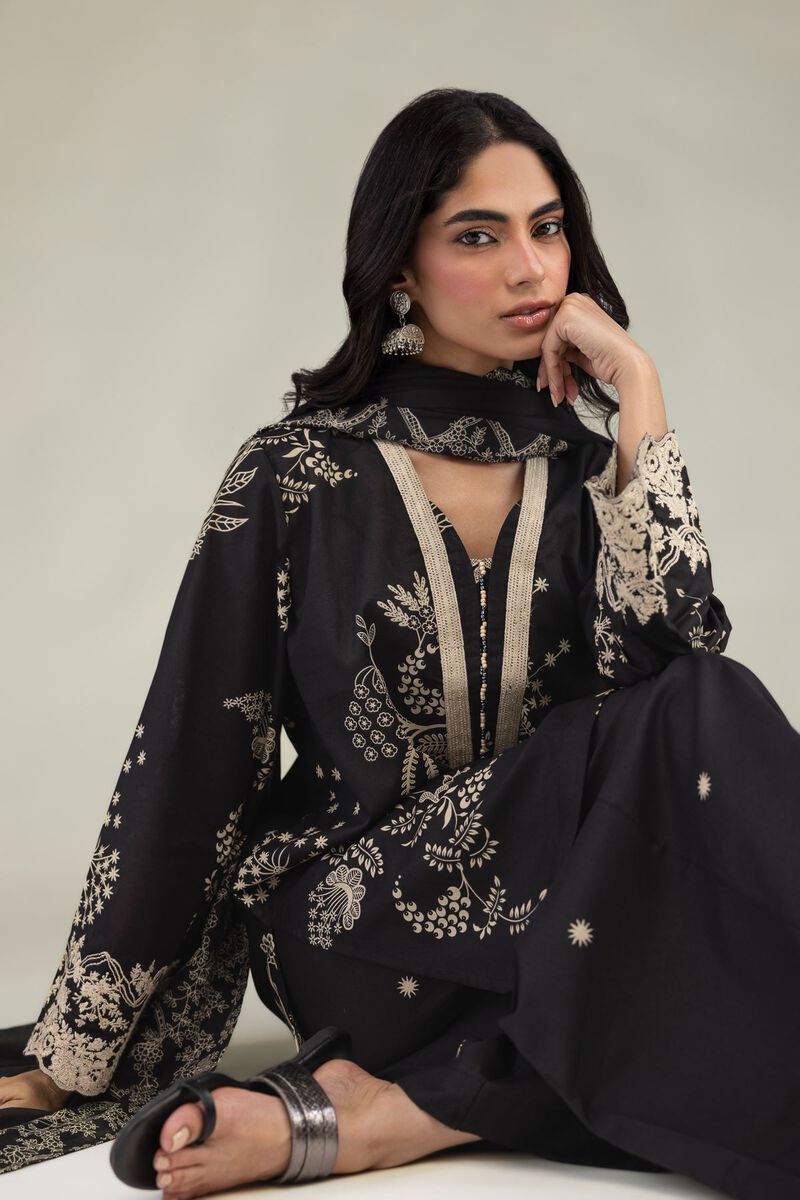 Embroidered | Lawn | Black Lawn Dupatta | USD 25.00