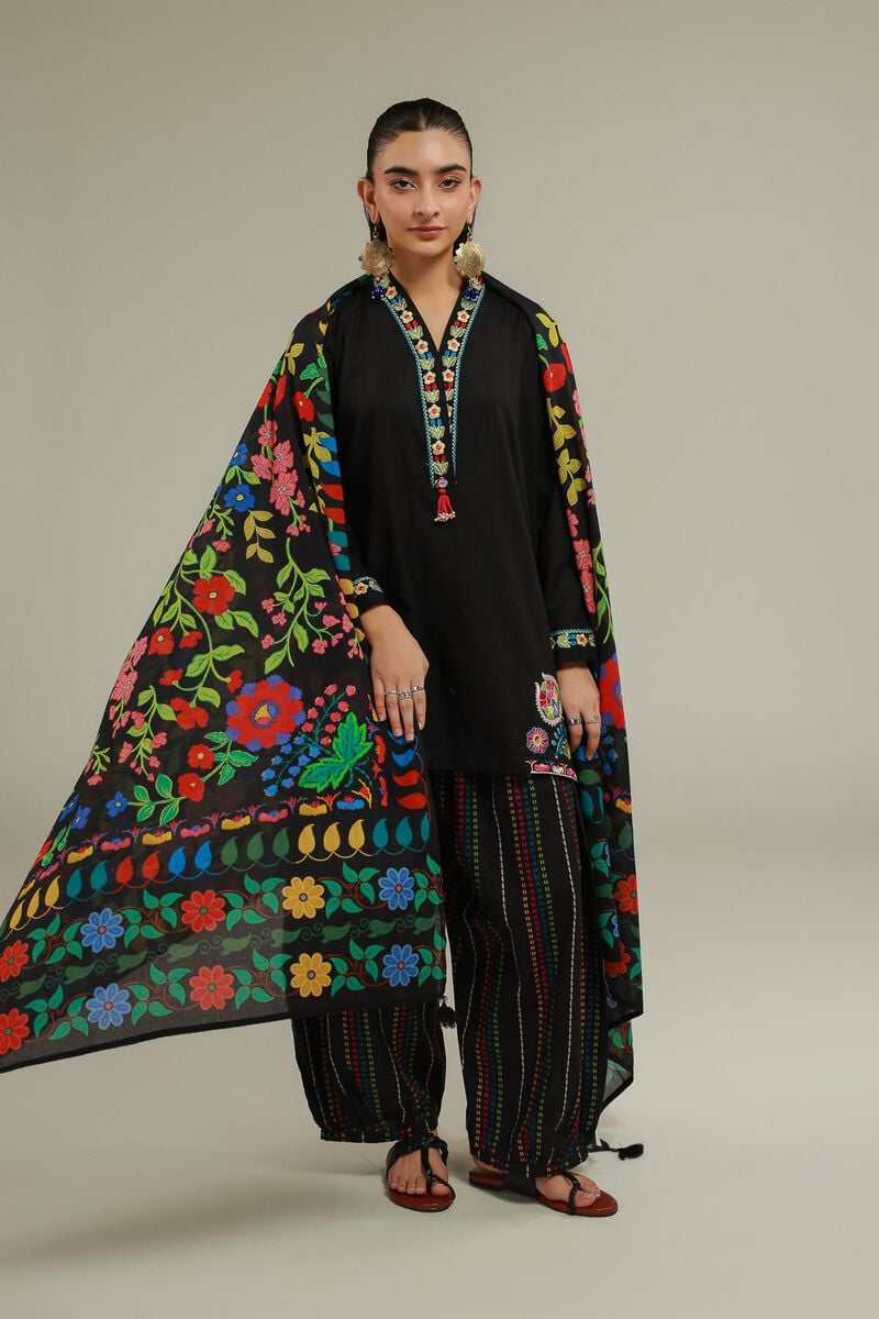 https://us.khaadi.com/dw/image/v2/BJTG_PRD/on/demandware.static/-/Sites-khaadi-master-catalog/default/dwe8b8dc97/images/hi-res/1-26-145-c-c_multi_1.jpg?sw=800&sh=1200