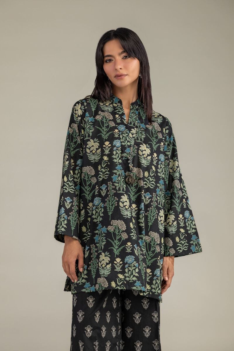 https://us.khaadi.com/dw/image/v2/BJTG_PRD/on/demandware.static/-/Sites-khaadi-master-catalog/default/dwe9215d3f/images/hi-res/1-26-307-a-e1_multi_1.jpg?sw=800&sh=1200