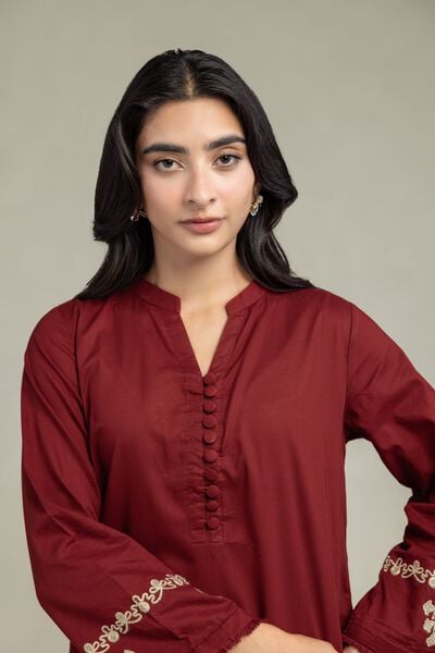 Embroidered | Cambric | Maroon V-Neck Kurta | USD 45.00
