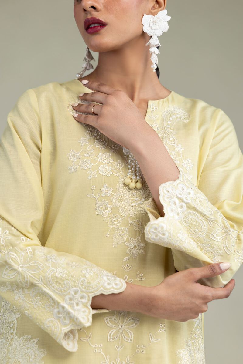 Embroidered | Raw Silk | Silk V-Neck Kurta | USD 60.00